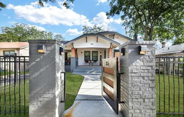3-bedroom rental at 324 Hammond in San Antonio, TX — photo 3