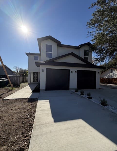 3-bedroom rental at 2610 Woodbury St Unit 102 in San Antonio TX