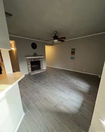 2-bedroom rental at 10955 Wurzbach Unit 903 in San Antonio, TX — photo 2