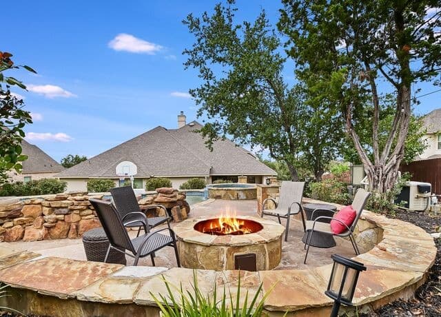 4-bedroom rental at 1626 Wild Peak in San Antonio, TX — photo 3