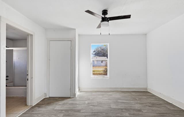 2-bedroom rental at 739 Bernard in San Antonio, TX — photo 5