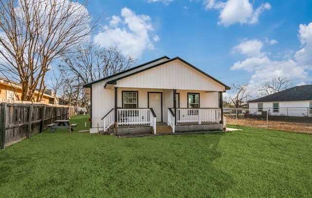 rental at 354 Ike in San Antonio, TX — photo 3