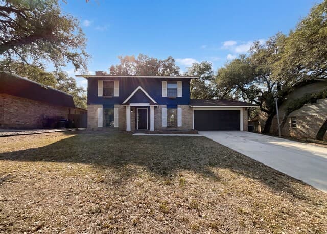 3-bedroom rental at 5423 Timberhurst in San Antonio, TX — photo 1