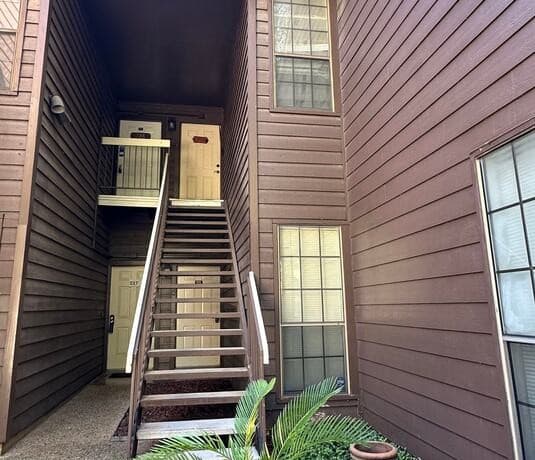 2-bedroom rental at 8633 Datapoint Unit 226 in San Antonio, TX — photo 1