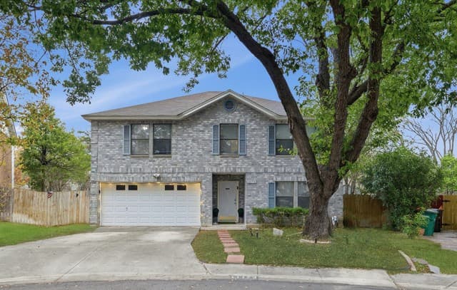 4-bedroom rental at 11173 Moonlit Park in San Antonio, TX — photo 1
