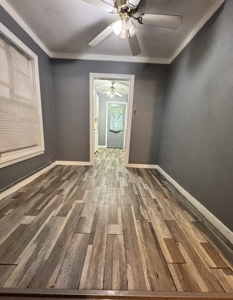 2-bedroom rental at 115 Morrill Ave in San Antonio, TX — photo 4