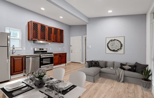 2-bedroom rental at 212 Mclane St Unit C in San Antonio, TX — photo 4