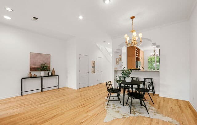 Home for sale at 137 Saint Dennis Unit 137 in San Antonio, TX — photo 4