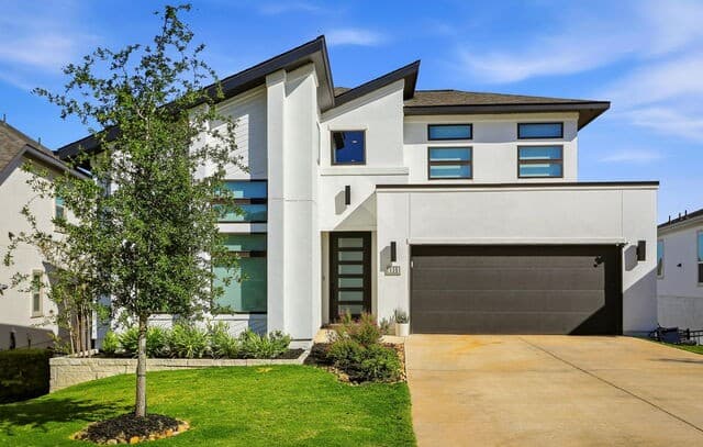 4-bedroom rental at 10726 Yellowtail in Boerne, TX — photo 1