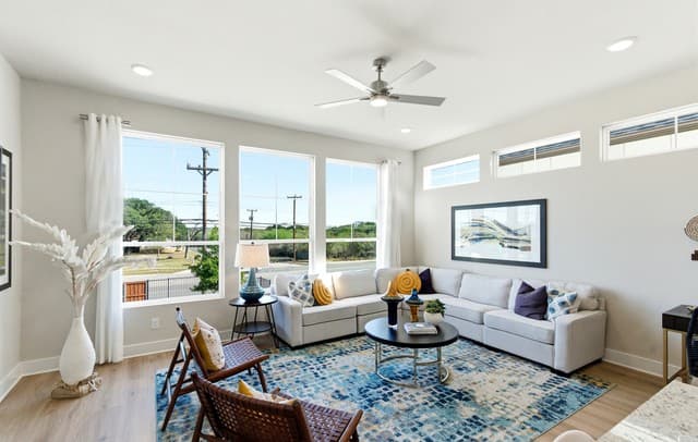 3-bedroom rental at 20675 Huebner Road Unit 535 in San Antonio, TX — photo 3