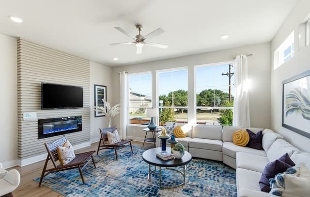 3-bedroom rental at 20675 Huebner Road Unit 535 in San Antonio, TX — photo 4