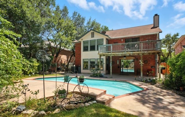 4-bedroom rental at 16414 Bulverde Point in San Antonio, TX — photo 1
