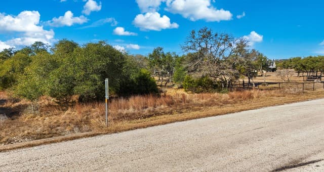 rental at 246 Dodder in Spring Branch, TX — photo 3