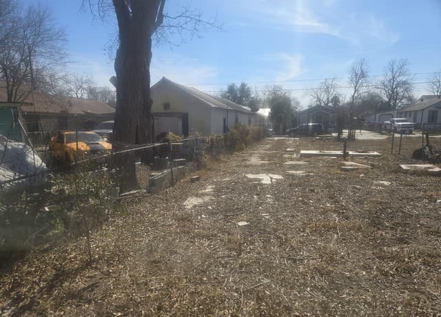 rental at 1533 Flanders in San Antonio, TX — photo 2