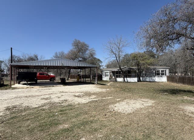 5-bedroom rental at 4811 Treebark Ln in Elmendorf, TX — photo 1
