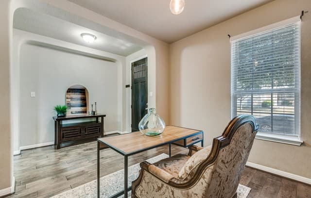 3-bedroom rental at 8127 Lovela in San Antonio, TX — photo 4
