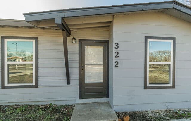 3-bedroom rental at 322 Rasa in San Antonio, TX — photo 5