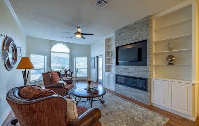 2-bedroom rental at 20 Tapatio Dr E Unit 305 in Boerne, TX — photo 3