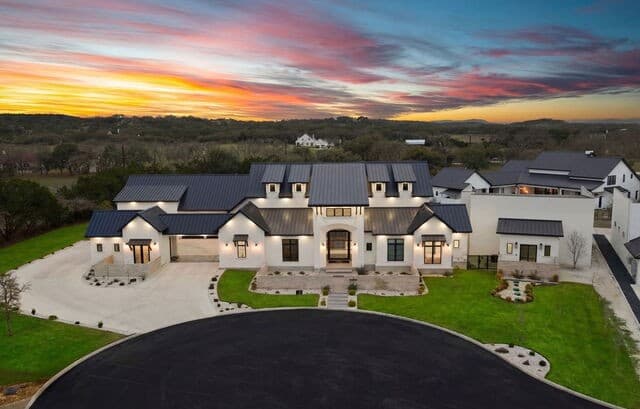 5-bedroom home for sale at 3 Bruce Welkin in Boerne TX