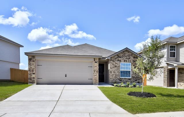 3-bedroom rental at 15115 Telfaire Meadow in Von Ormy, TX — photo 1