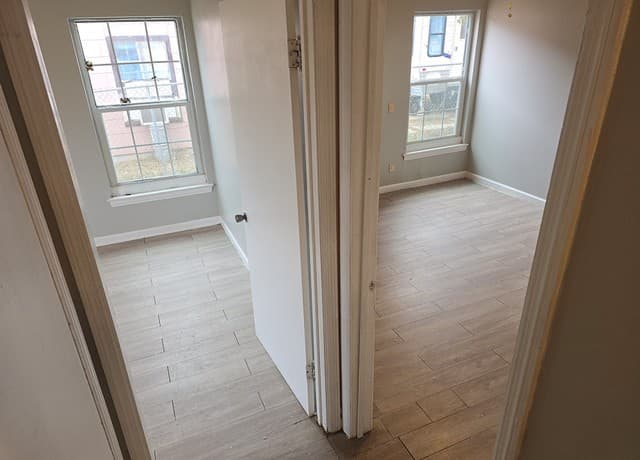 4-bedroom rental at 341 Longview in San Antonio, TX — photo 5