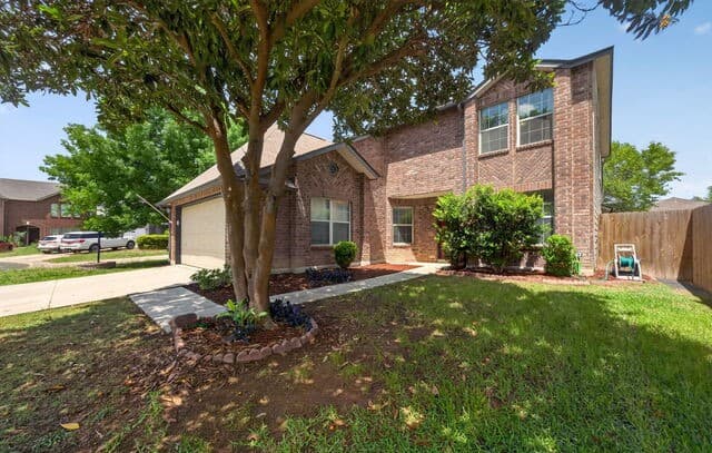 4-bedroom rental at 10619 Triggers in San Antonio, TX — photo 4