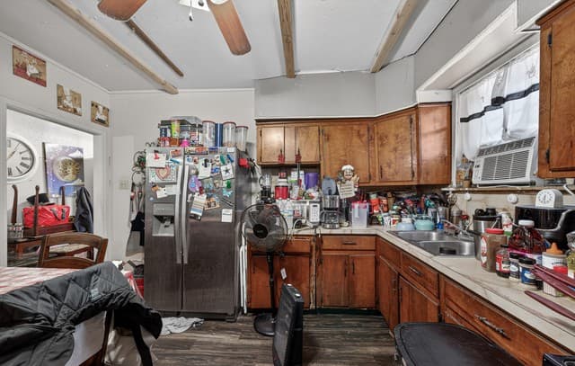2-bedroom rental at 3515 El Paso in San Antonio, TX — photo 5