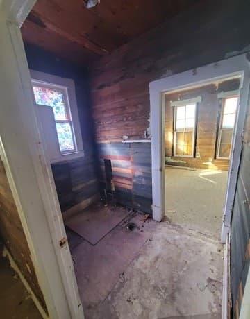 2-bedroom rental at 311 S Monumental Street in San Antonio, TX — photo 4