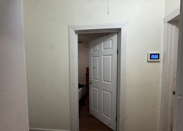 4-bedroom rental at 1539 W Craig in San Antonio, TX — photo 4