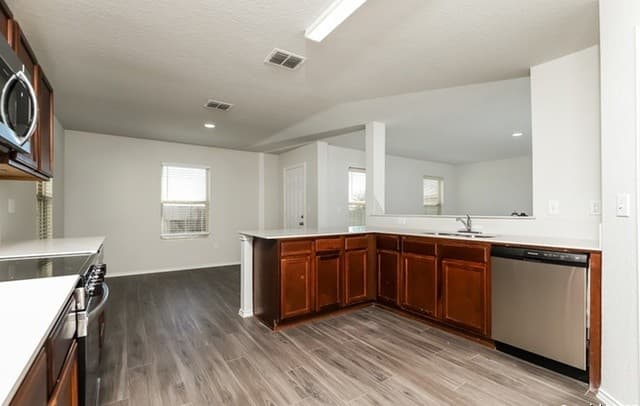 4-bedroom rental at 10511 Goose Way in San Antonio TX