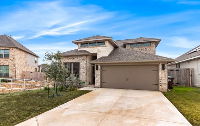 4-bedroom rental at 14306 Hondo Knot in San Antonio, TX — photo 1