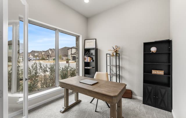 4-bedroom rental at 14306 Hondo Knot in San Antonio, TX — photo 4