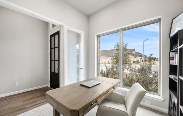 4-bedroom rental at 14306 Hondo Knot in San Antonio, TX — photo 5