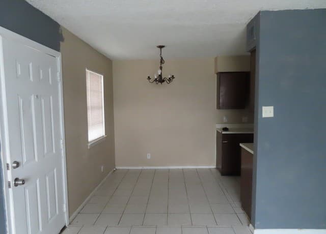 rental at 2003 Anchor Dr. in San Antonio, TX — photo 4
