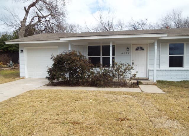 3-bedroom rental at 4623 Pintoresco in San Antonio, TX — photo 3