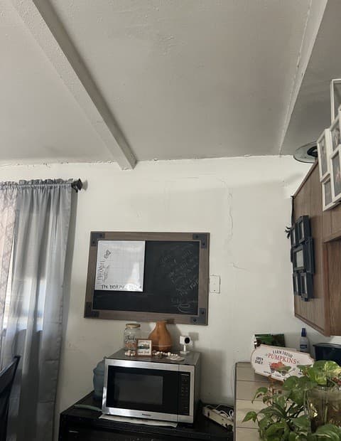 3-bedroom rental at 4827 Castle Prince in San Antonio, TX — photo 4