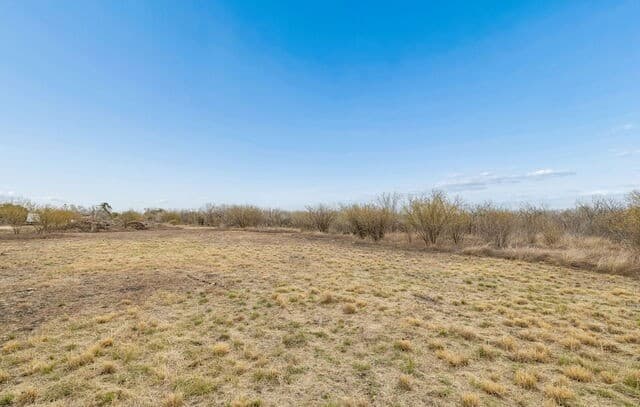 rental at 0 N Beyer in Marion, TX — photo 3
