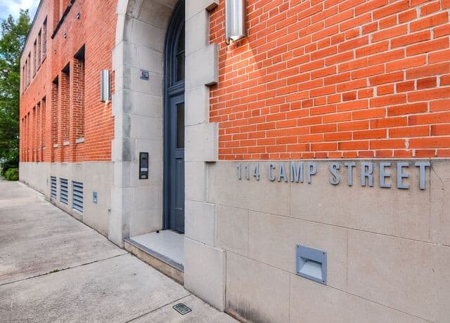 3-bedroom rental at 114 Camp Street Unit 107 in San Antonio, TX — photo 2