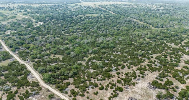 rental at 645 Arthur Ave in Kerrville, TX — photo 1