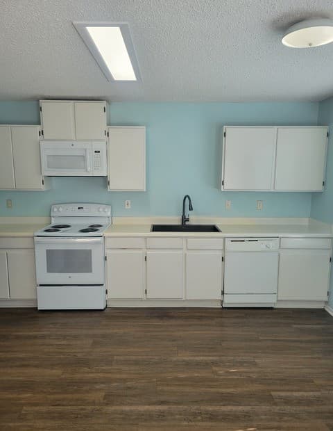 Home for sale at 6702 Cape Meadow Dr in Converse, TX — photo 5