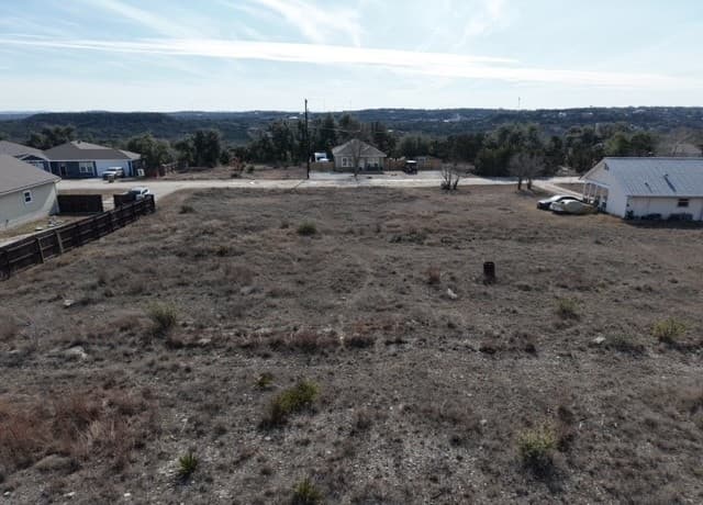 rental at 800 Cimarron in Spring Branch, TX — photo 4