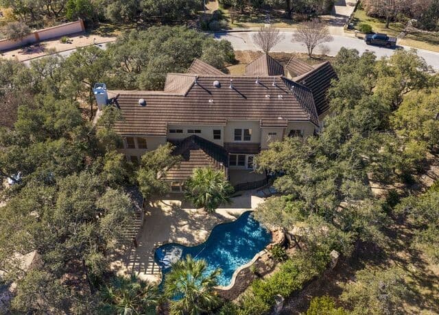5-bedroom rental at 21218 Harvest Hills in San Antonio, TX — photo 4