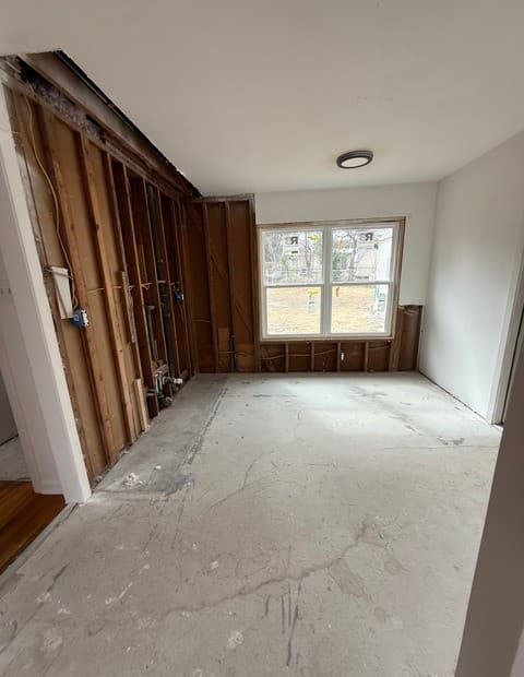 3-bedroom rental at 134 Cyril in San Antonio, TX — photo 3