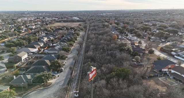 rental at 7915 Krueger Moore in San Antonio, TX — photo 1