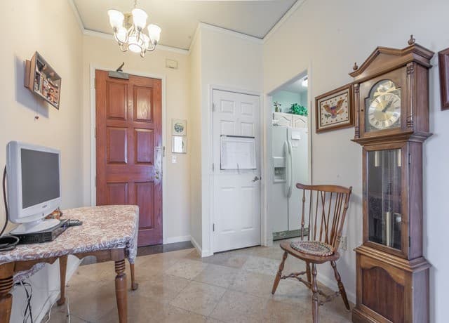2-bedroom rental at 1 Towers Park Ln Unit 606 in San Antonio, TX — photo 3