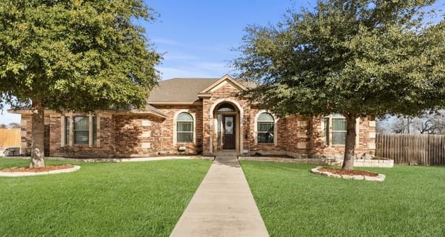 4-bedroom rental at 13218 Compass Rose in San Antonio, TX — photo 1