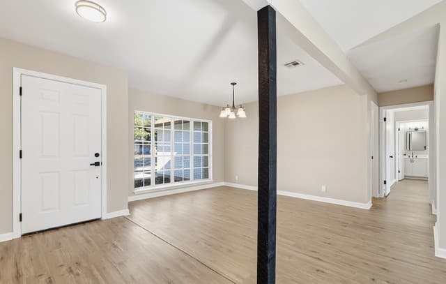 4-bedroom rental at 9534 Chelmsford in San Antonio, TX — photo 4