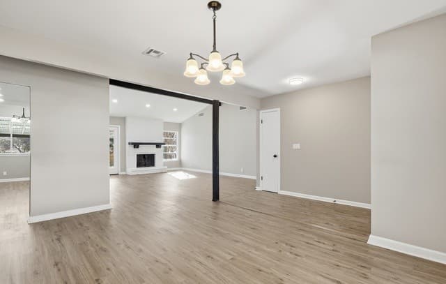 4-bedroom rental at 9534 Chelmsford in San Antonio, TX — photo 5