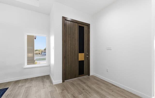 4-bedroom rental at 7801 Yellow Bark in Selma, TX — photo 5