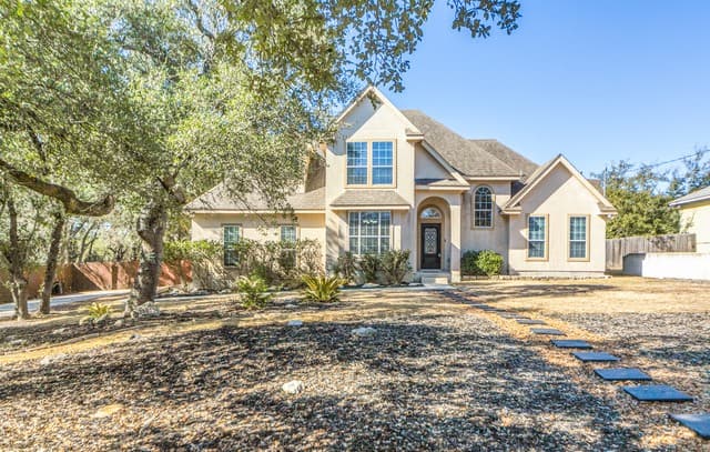 4-bedroom rental at 26875 Hogan in San Antonio, TX — photo 1